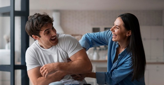 Trauma Bond vs. Healthy Attachment: How to Understand the Difference